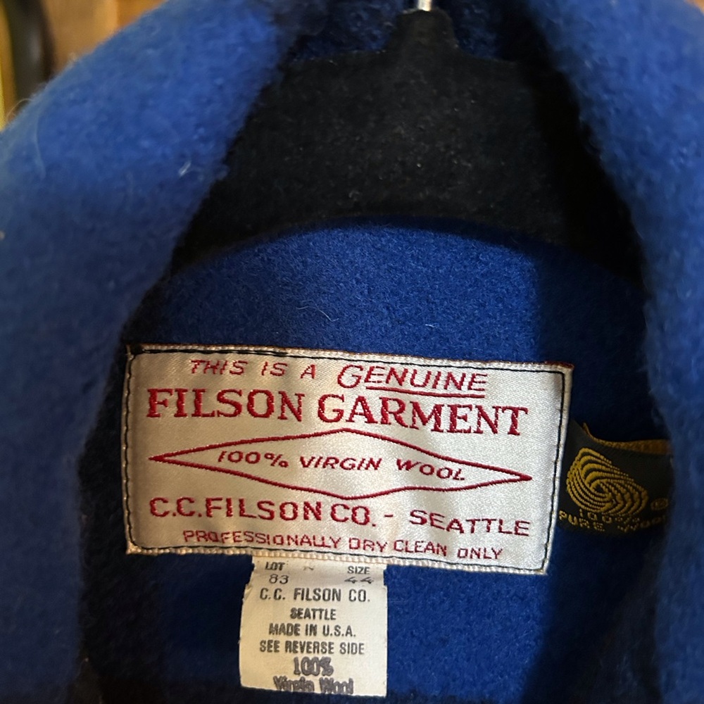Filson Mackinaw Cape Coat size 44 - Picture 2 of 10